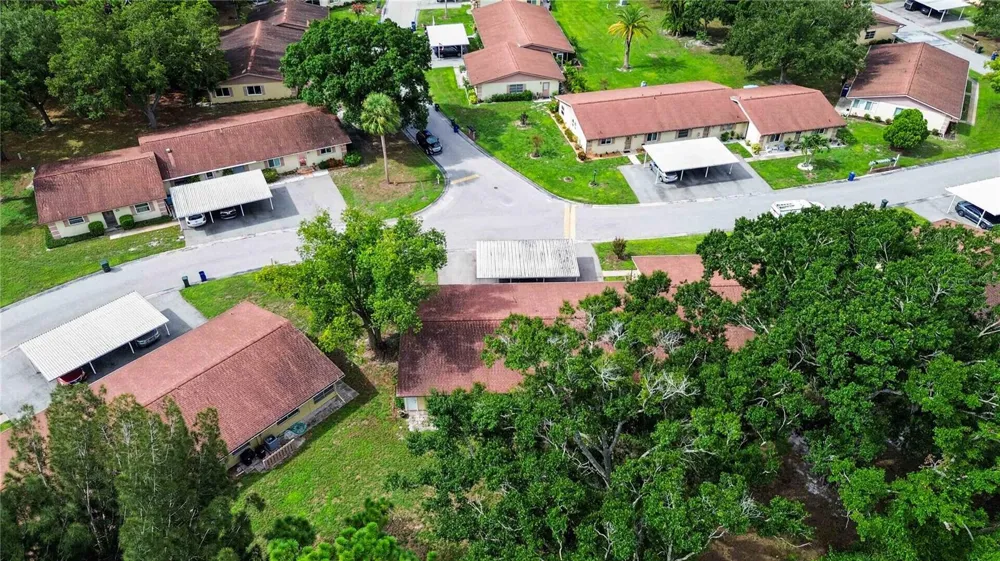 4565 TIPPECANOE TRAIL #22 Sarasota, FL 34233