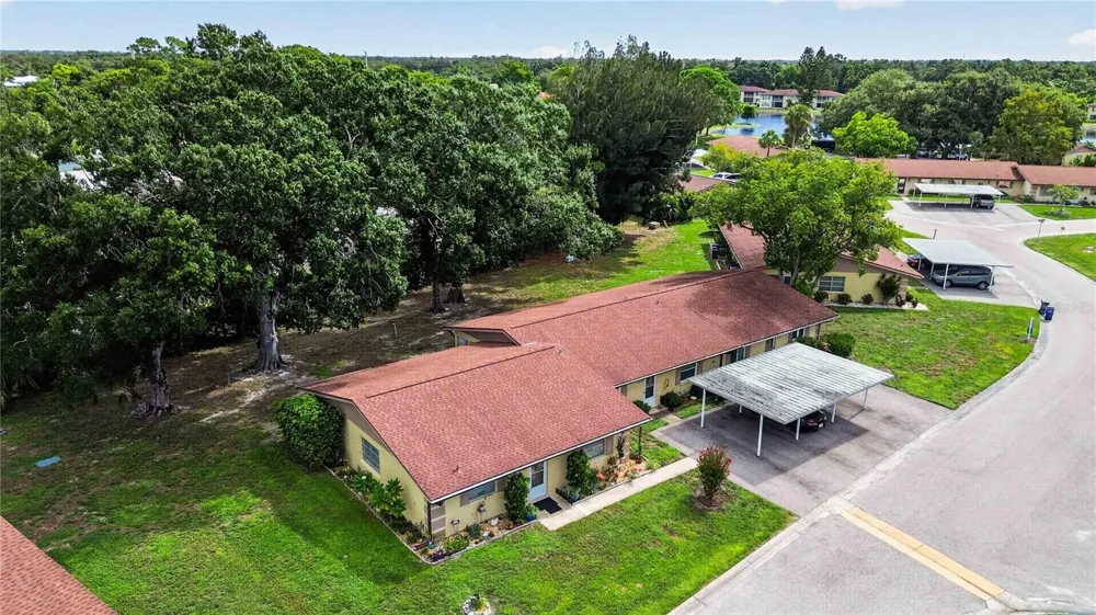 4565 TIPPECANOE TRAIL #22 Sarasota, FL 34233