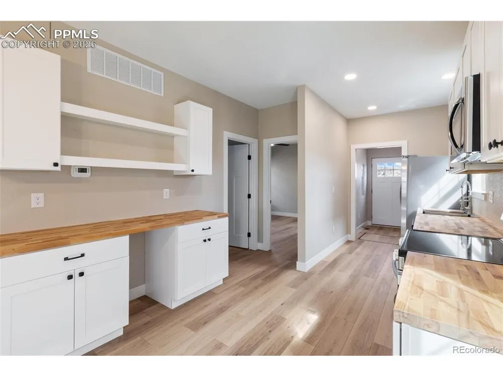 203 W Womack Avenue Cripple Creek, CO 80813