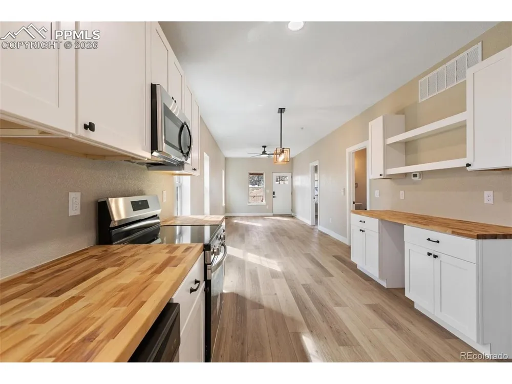 203 W Womack Avenue Cripple Creek, CO 80813