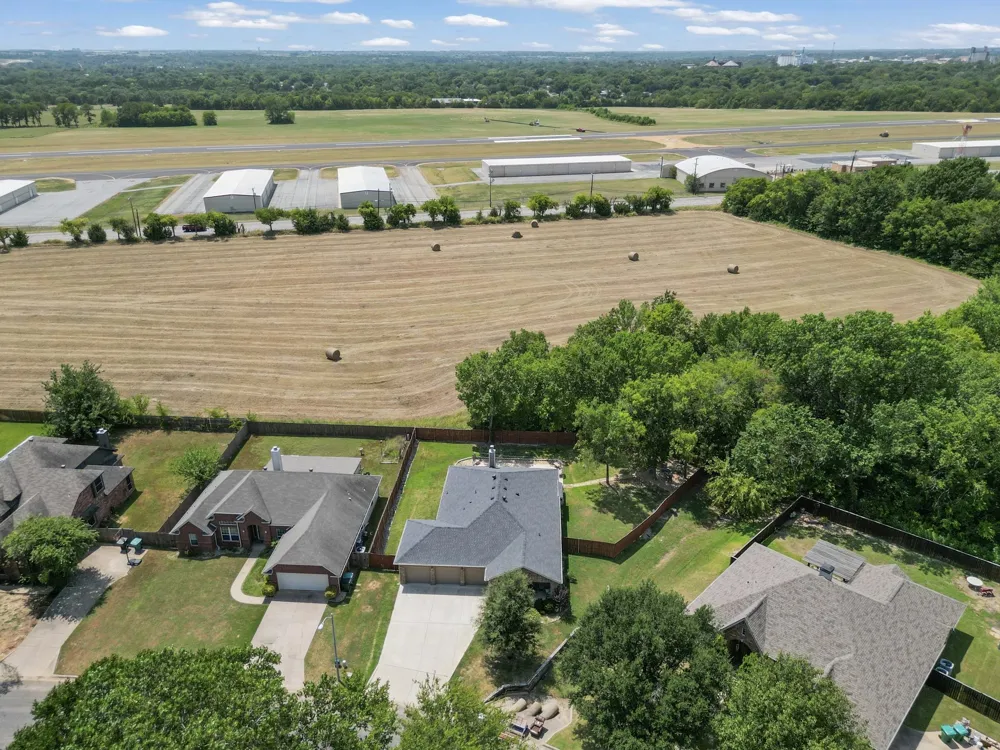 1700 Fairway Drive Sherman, TX 75090