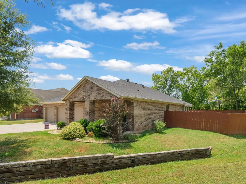 1700 Fairway Drive Sherman, TX 75090