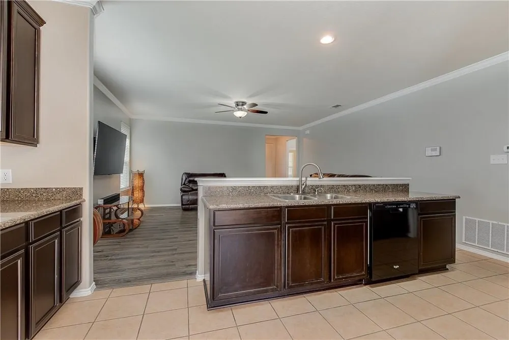 940 Appalachian Lane Savannah, TX 76227