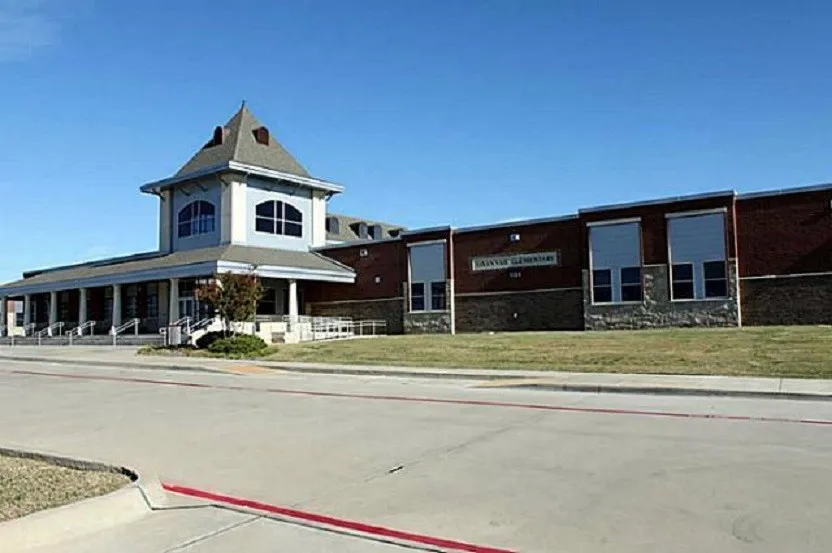 940 Appalachian Lane Savannah, TX 76227