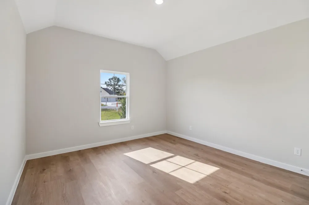 740 Barton Place Drive Cleveland, TX 77327