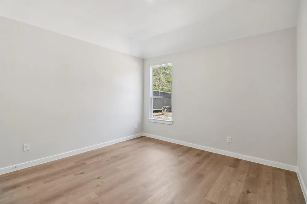 740 Barton Place Drive Cleveland, TX 77327