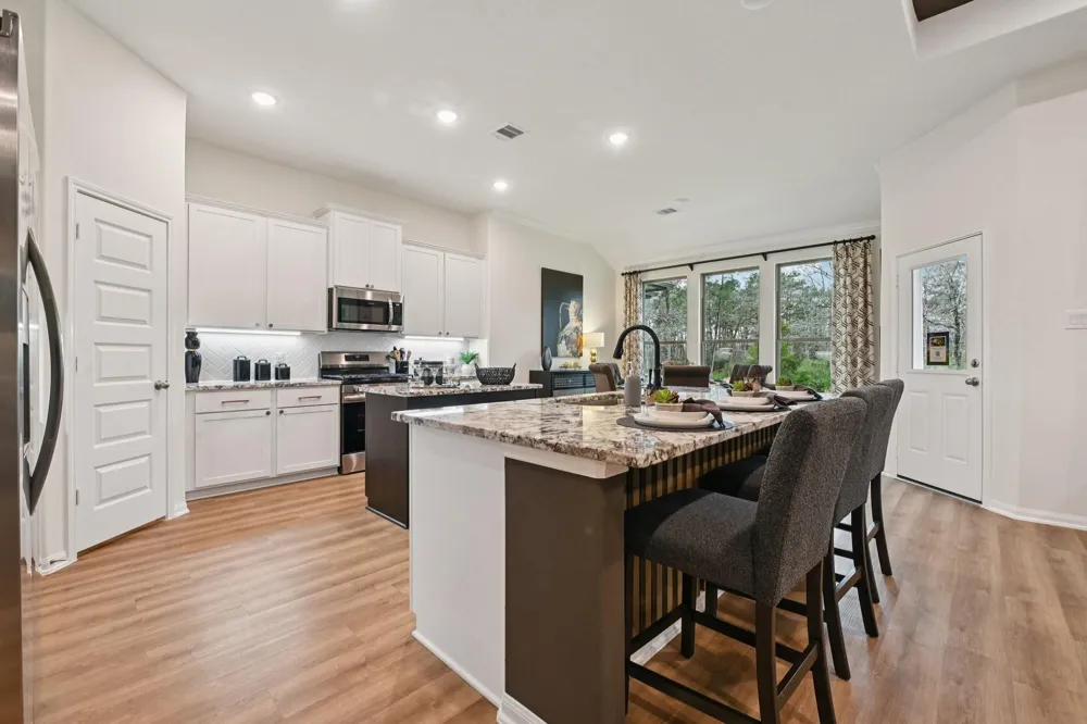 661 Barton Place Drive Cleveland, TX 77327