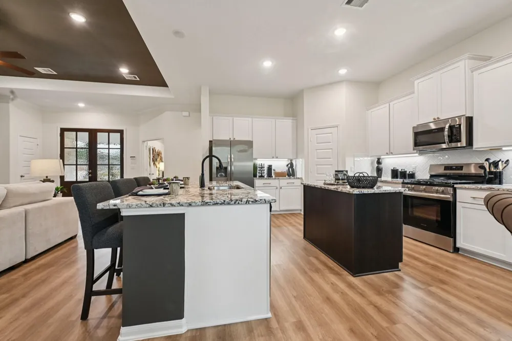 661 Barton Place Drive Cleveland, TX 77327