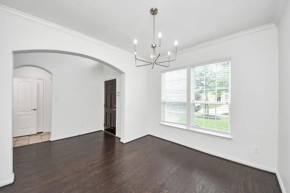 6527 Hunters Trace Lane Baytown, TX 77521