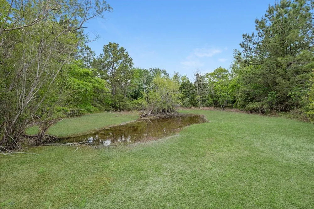19213 Ramsey Road Crosby, TX 77532