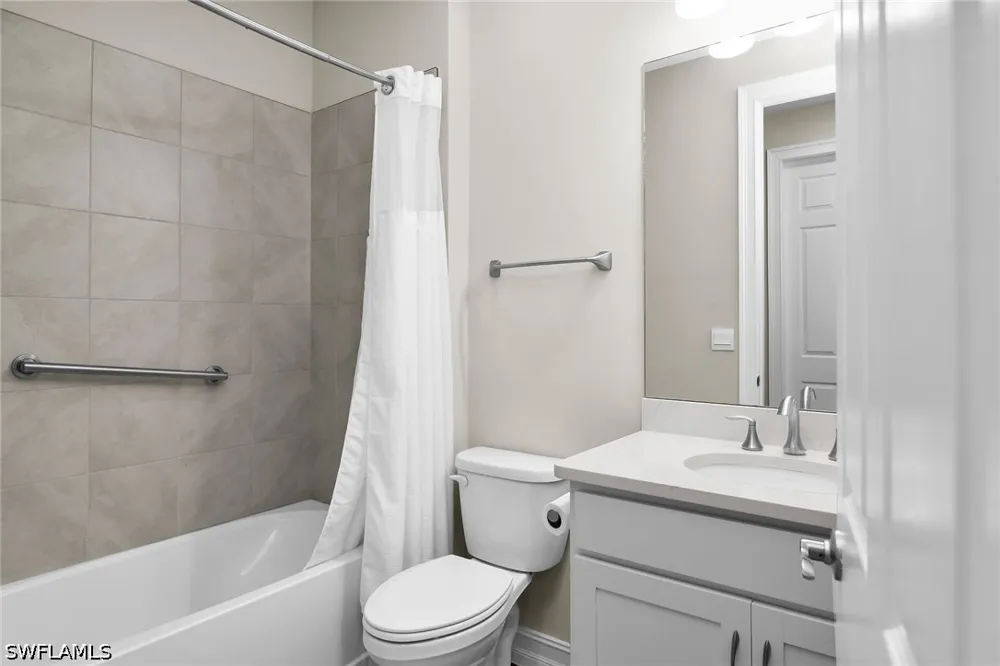 ENBROOK LOOP Naples, FL 34114
