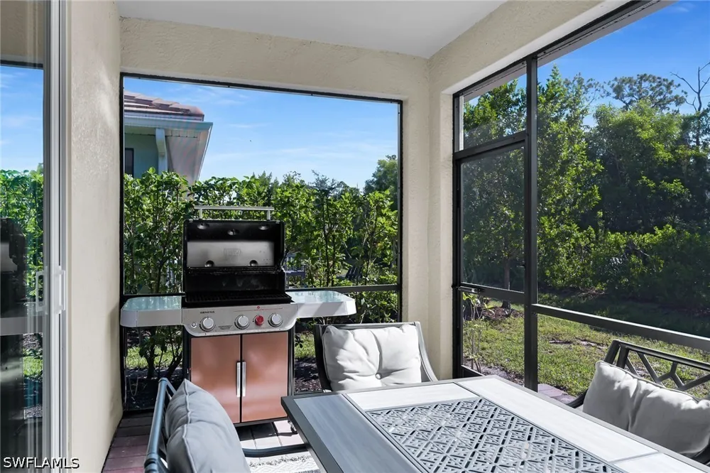 ENBROOK LOOP Naples, FL 34114