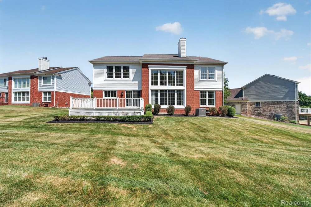 1727 Hillcrest Drive Rochester Hills City, MI 48306