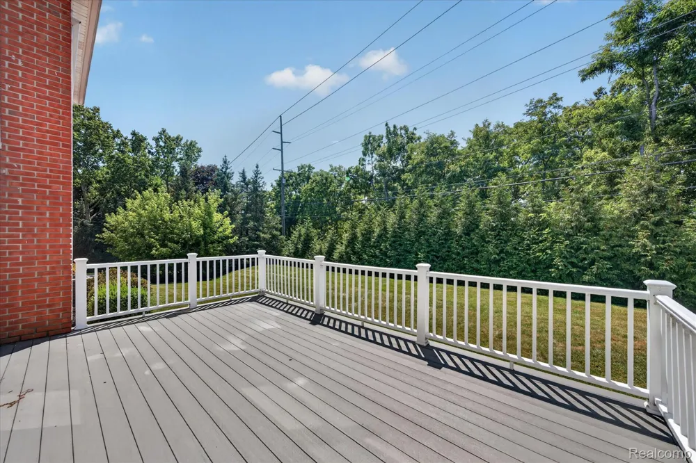 1727 Hillcrest Drive Rochester Hills City, MI 48306