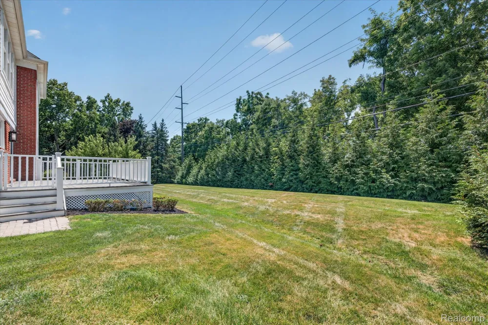 1727 Hillcrest Drive Rochester Hills City, MI 48306