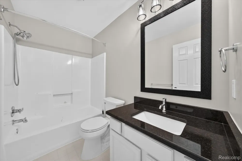 1727 Hillcrest Drive Rochester Hills City, MI 48306