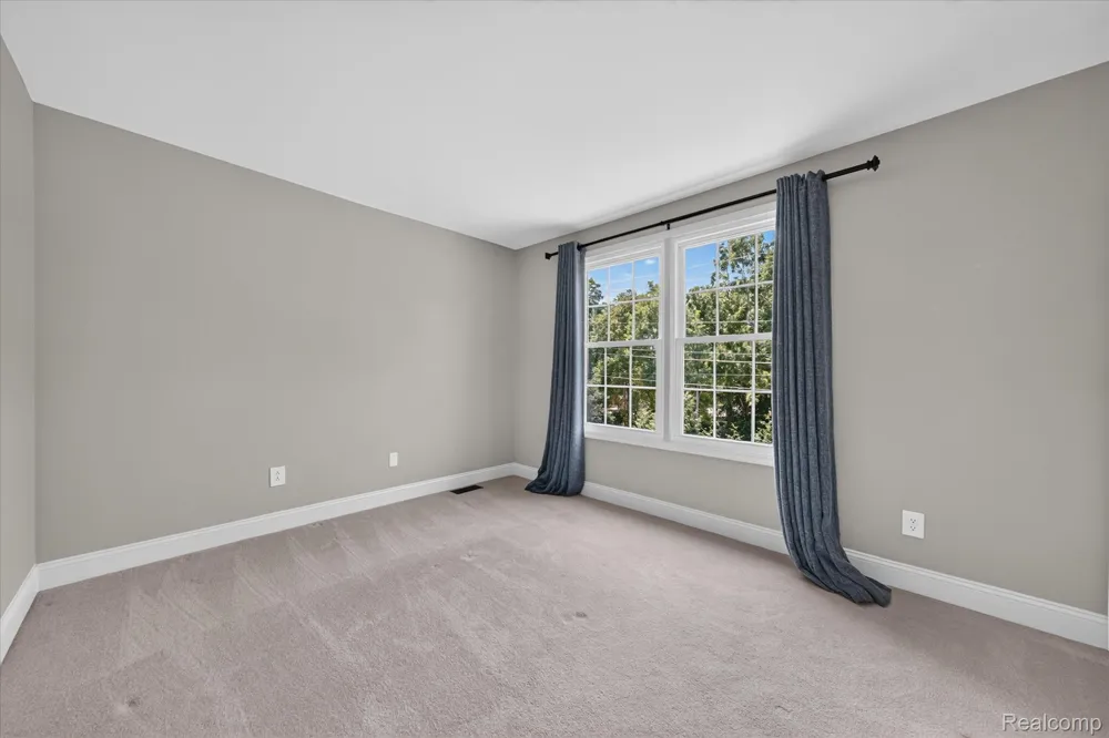 1727 Hillcrest Drive Rochester Hills City, MI 48306