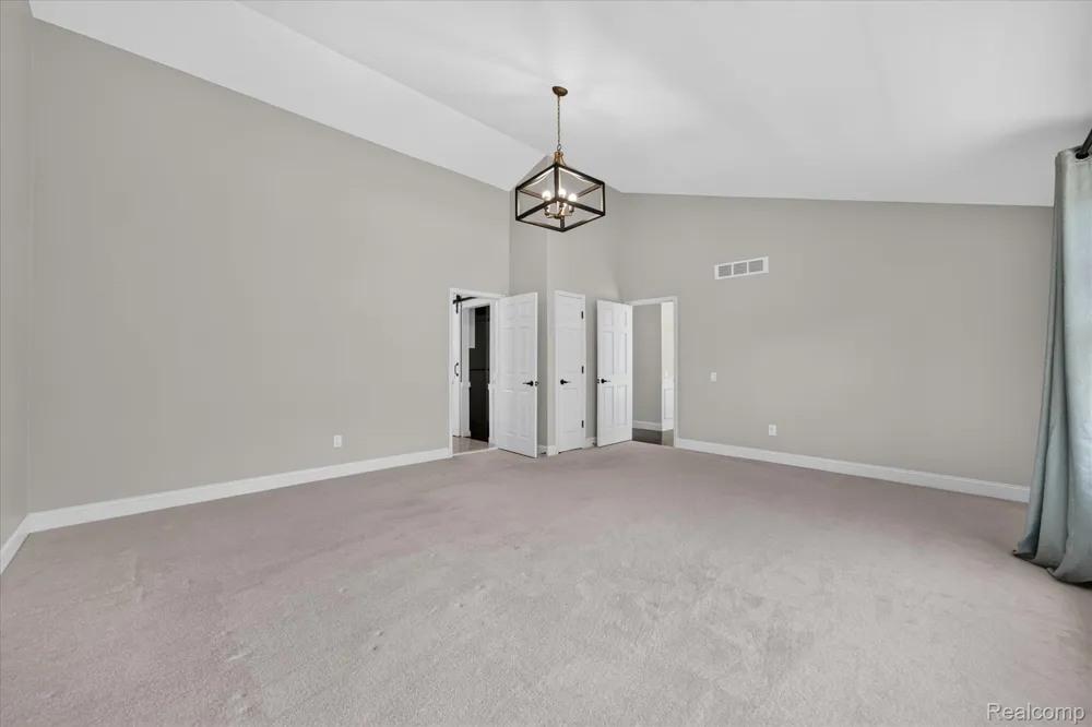 1727 Hillcrest Drive Rochester Hills City, MI 48306