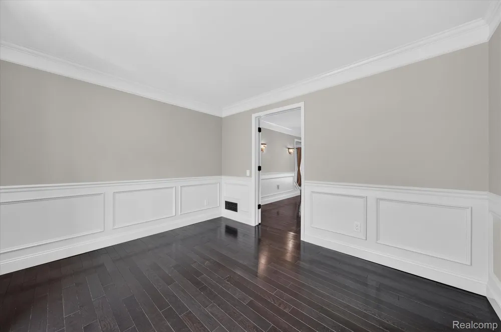 1727 Hillcrest Drive Rochester Hills City, MI 48306