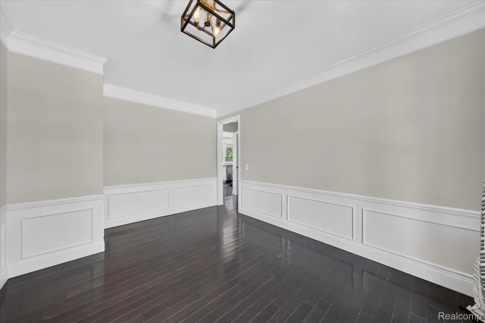 1727 Hillcrest Drive Rochester Hills City, MI 48306