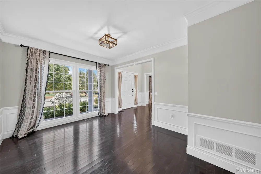 1727 Hillcrest Drive Rochester Hills City, MI 48306