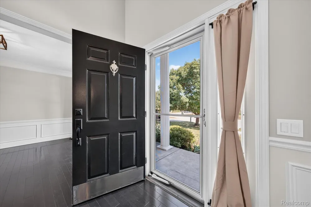 1727 Hillcrest Drive Rochester Hills City, MI 48306