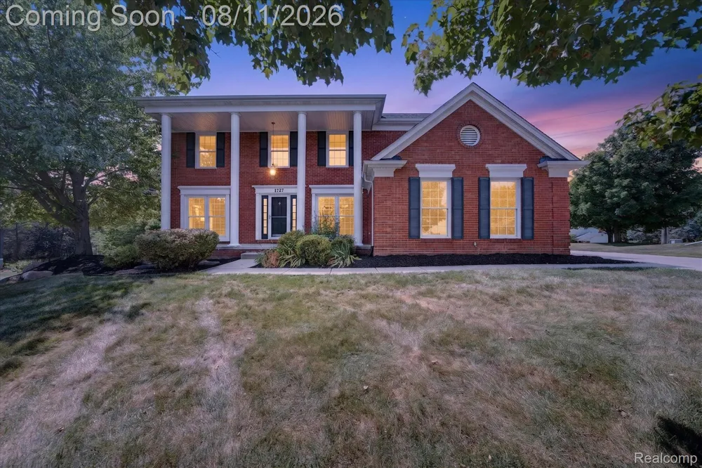 1727 Hillcrest Drive Rochester Hills City, MI 48306