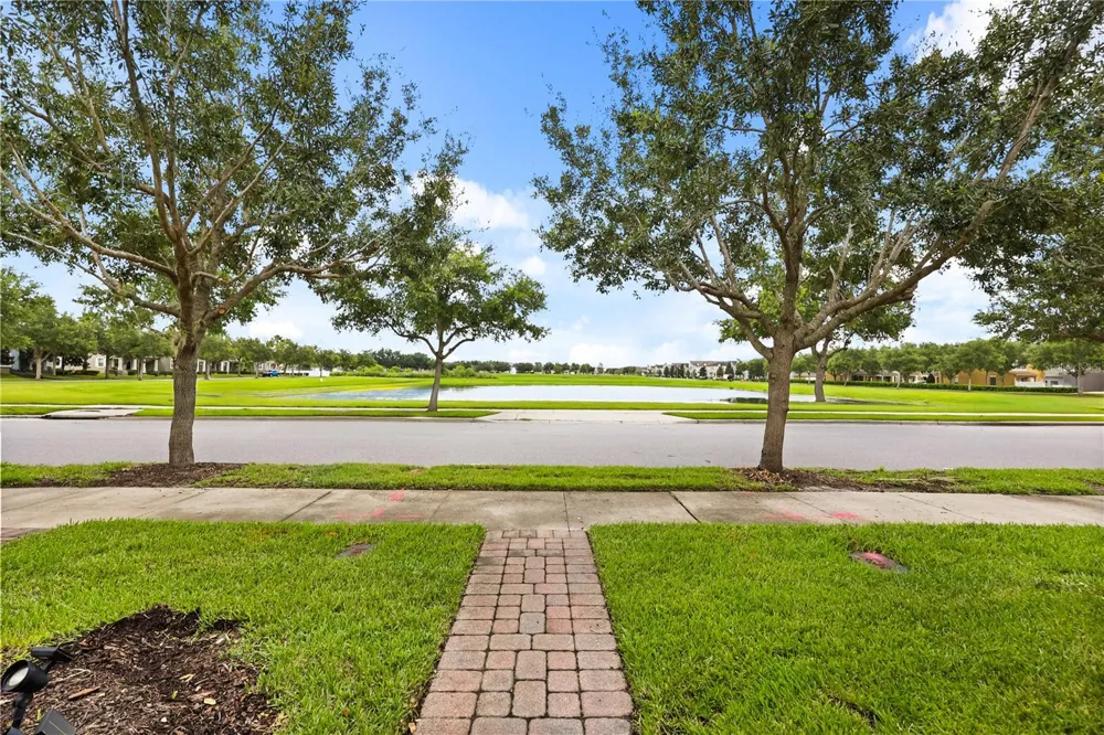 7668 FAIRGROVE AVENUE Windermere, FL 34786