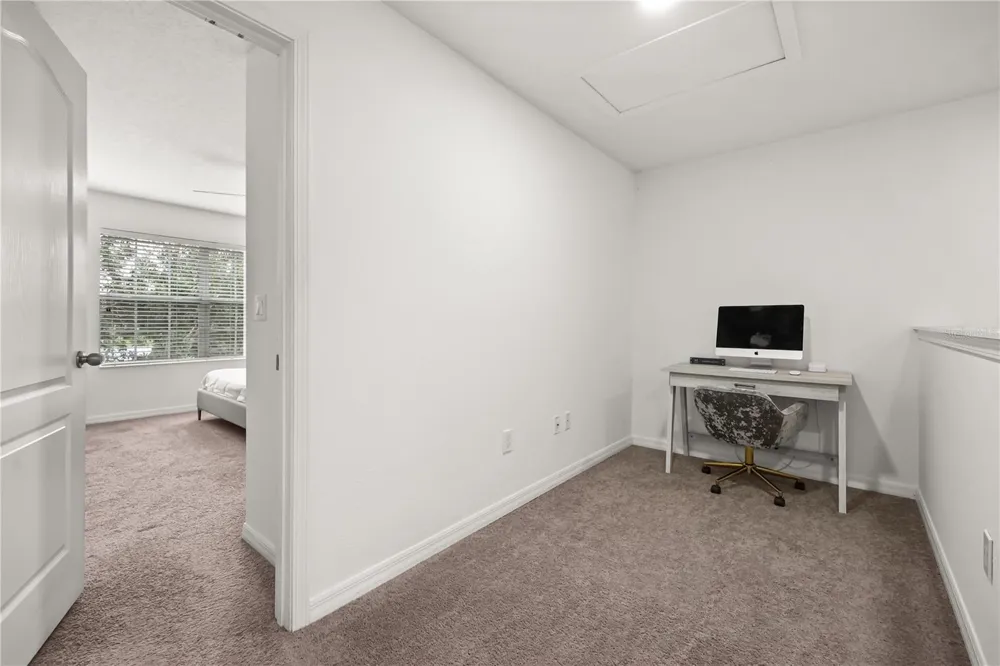 7668 FAIRGROVE AVENUE Windermere, FL 34786