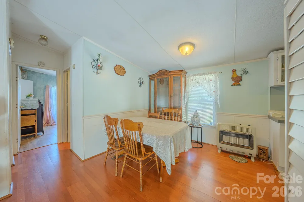 97 Misty Ridge Lane Leicester, NC 28748