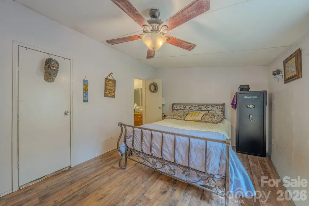97 Misty Ridge Lane Leicester, NC 28748