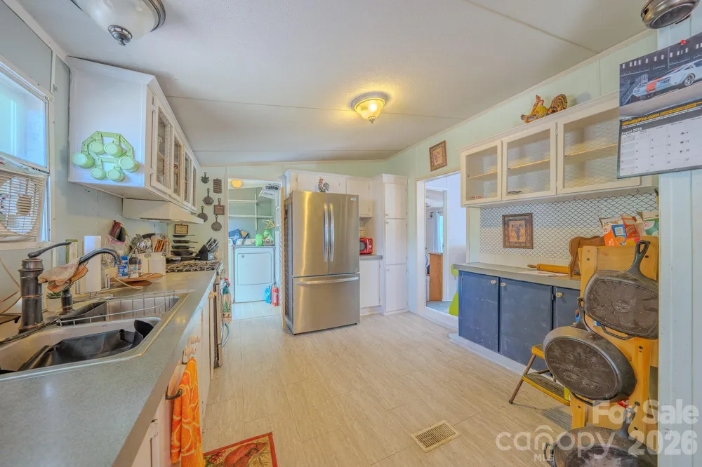 97 Misty Ridge Lane Leicester, NC 28748