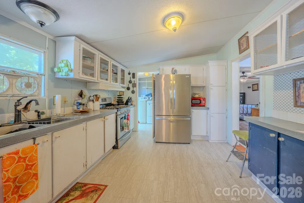 97 Misty Ridge Lane Leicester, NC 28748