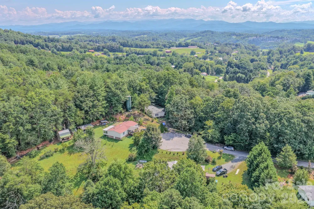97 Misty Ridge Lane Leicester, NC 28748