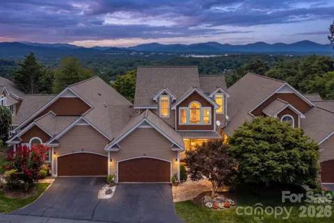 20 Mission Hills Court