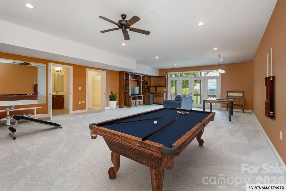 20 Mission Hills Court Mills River, NC 28759