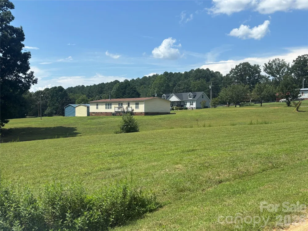 3557 Gladden Drive Lincolnton, NC 28092