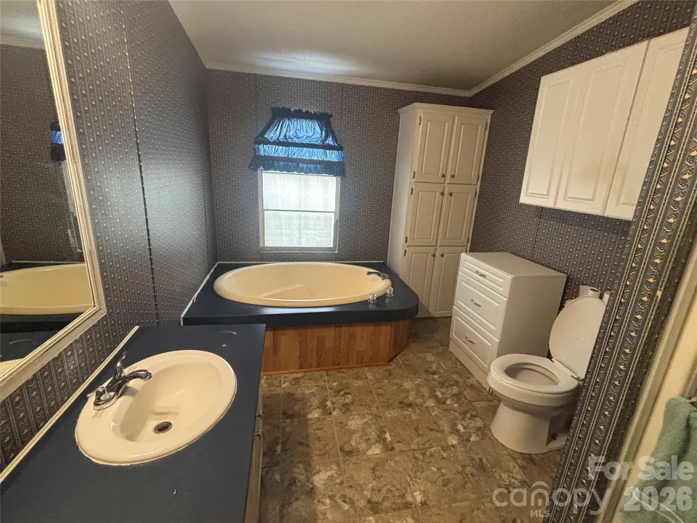 3557 Gladden Drive Lincolnton, NC 28092