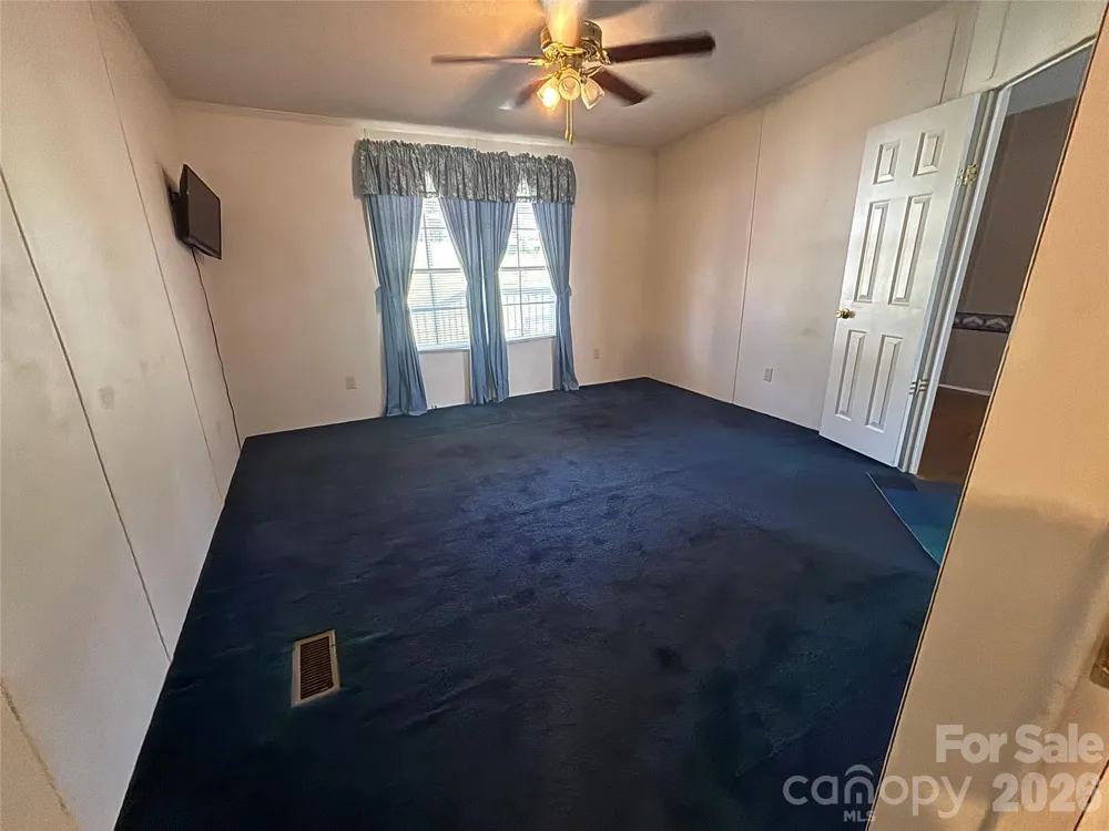 3557 Gladden Drive Lincolnton, NC 28092