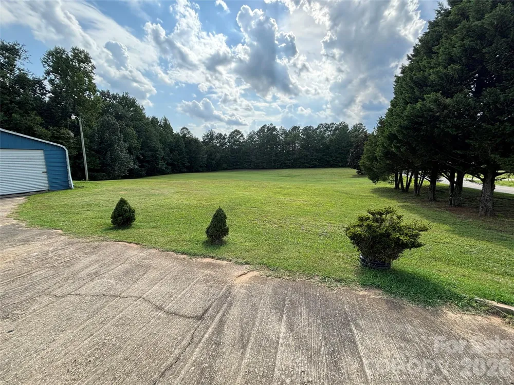 3557 Gladden Drive Lincolnton, NC 28092