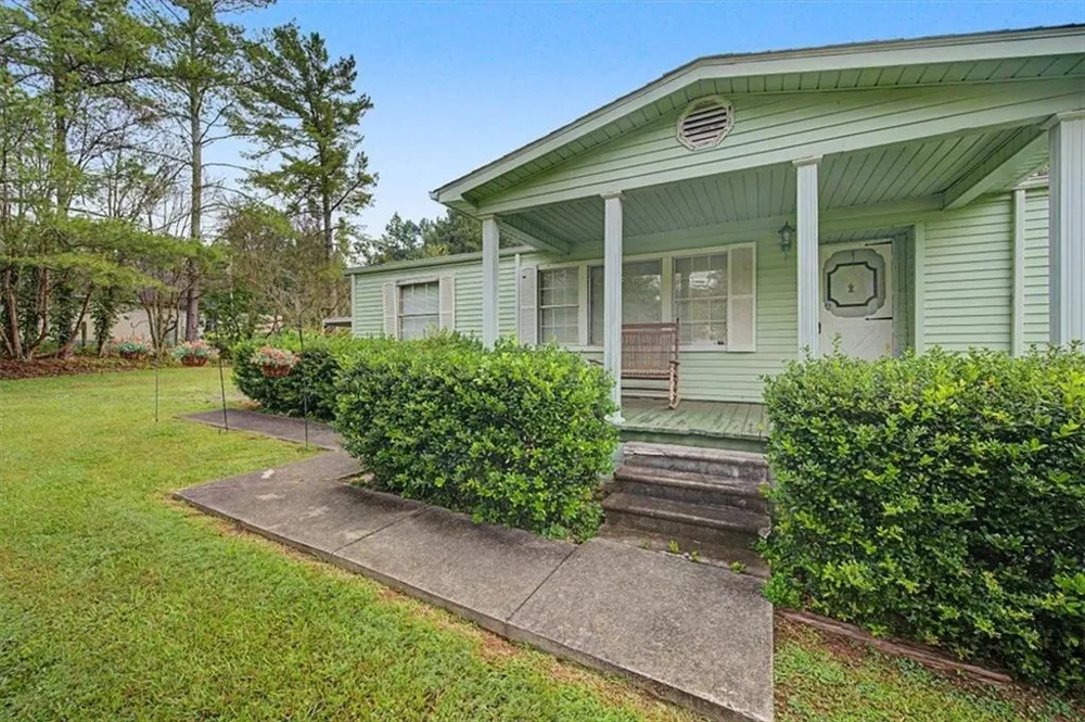 4837 S Dixie Highway Resaca, GA 30735