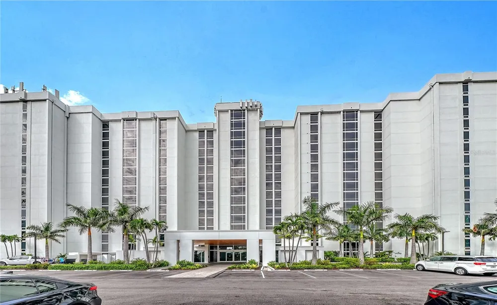2425 GULF OF MEXICO DRIVE #3A Longboat Key, FL 34228