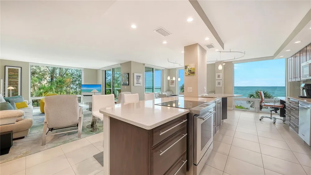 2425 GULF OF MEXICO DRIVE #3A Longboat Key, FL 34228
