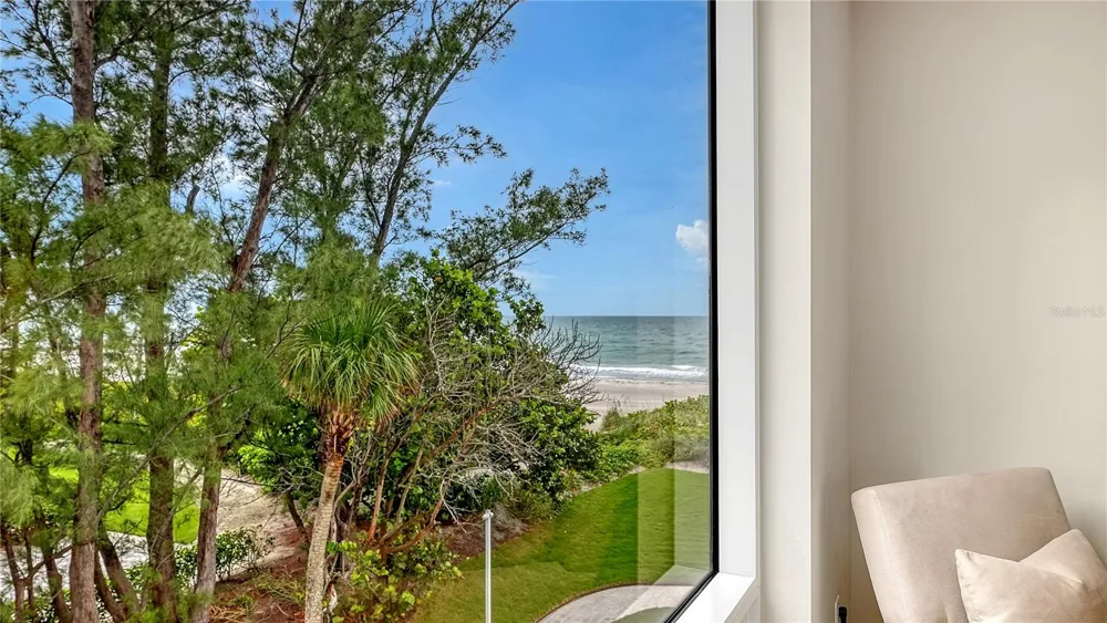 2425 GULF OF MEXICO DRIVE #3A Longboat Key, FL 34228