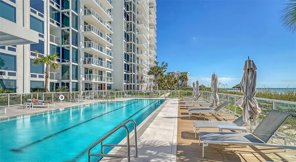 2425 GULF OF MEXICO DRIVE #3A Longboat Key, FL 34228