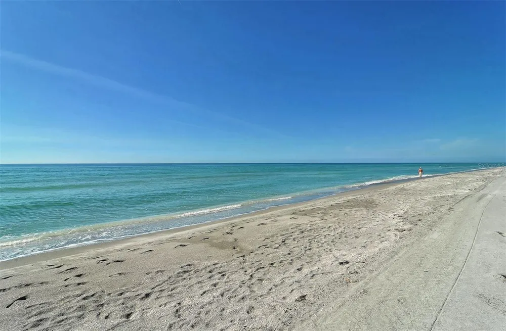 2425 GULF OF MEXICO DRIVE #3A Longboat Key, FL 34228