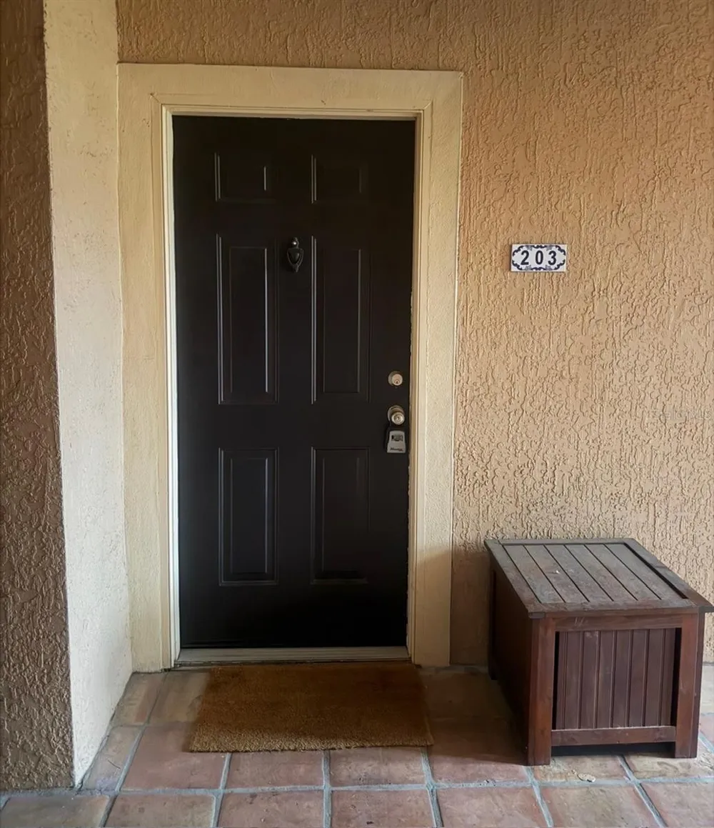 5572 METROWEST BLVD #203 Orlando, FL 32811