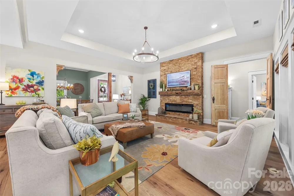 662 Sandbar Point Lake Wylie, SC 29710