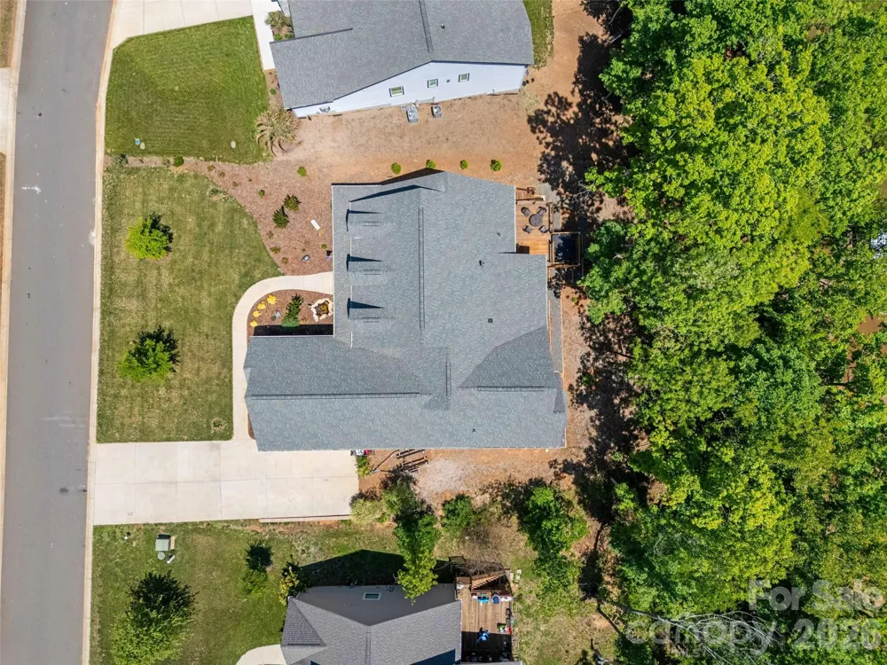 662 Sandbar Point Lake Wylie, SC 29710