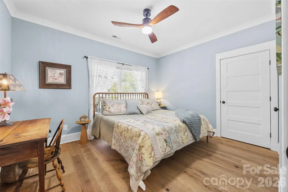 662 Sandbar Point Lake Wylie, SC 29710